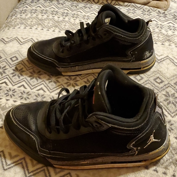 Jordan gd condition - Picture 2 of 8